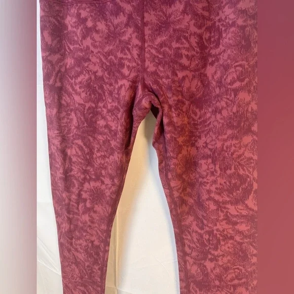 Athleta Elation Textured Tight in Burgundy/Mauve Print Size XL - Picture 2 of 7